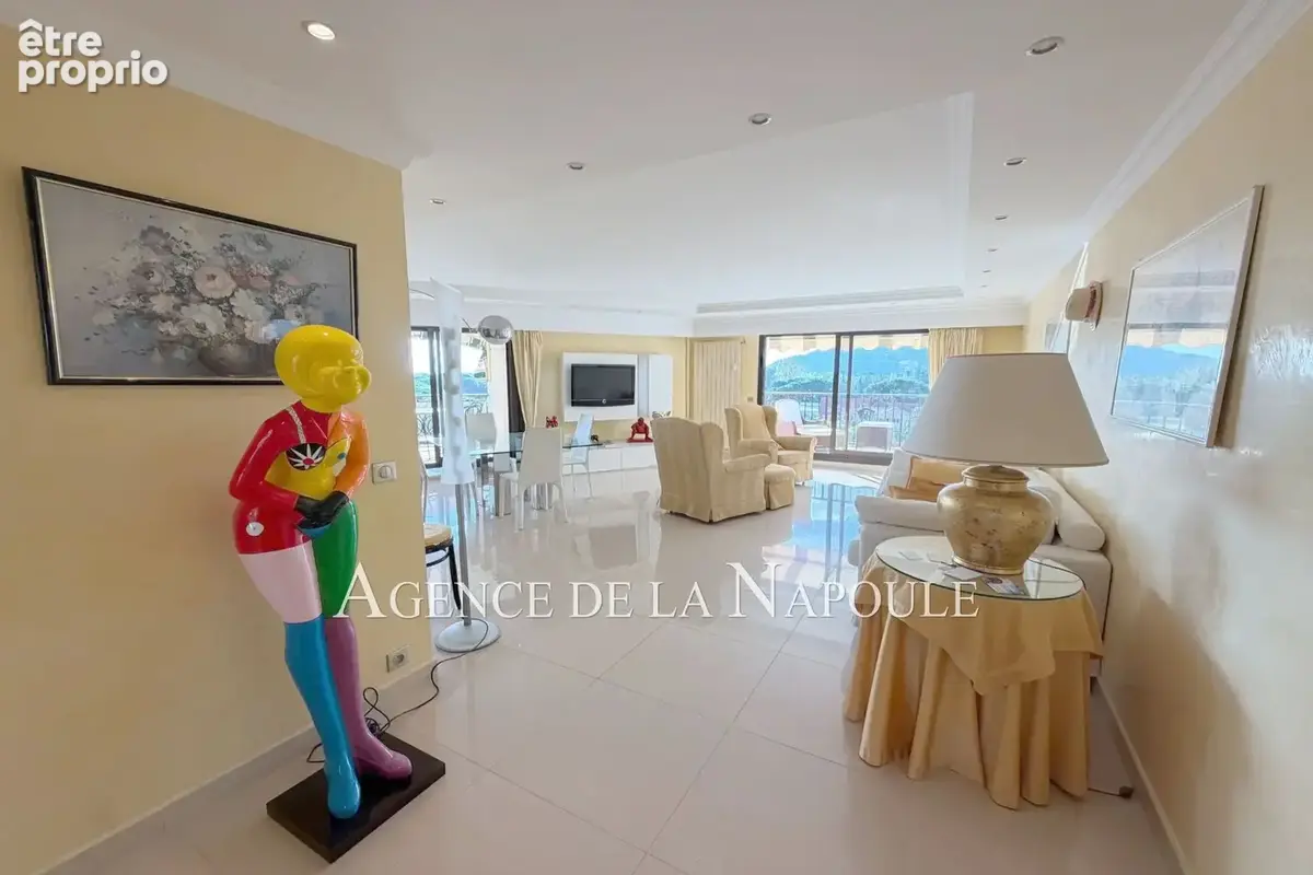 Appartement 4 pièces 105 m² à vendre à Mandelieu-La-Napoule (06210) - photo 3