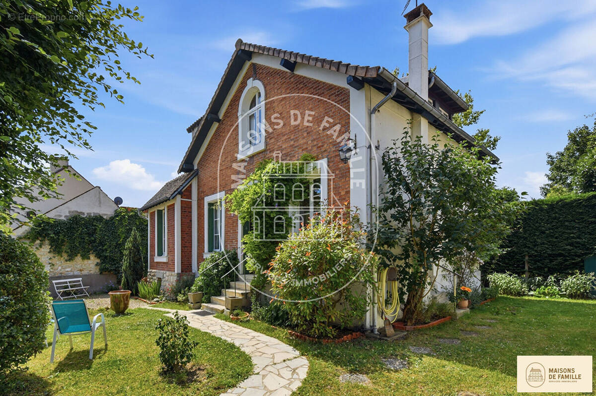 Maison à BOUGIVAL