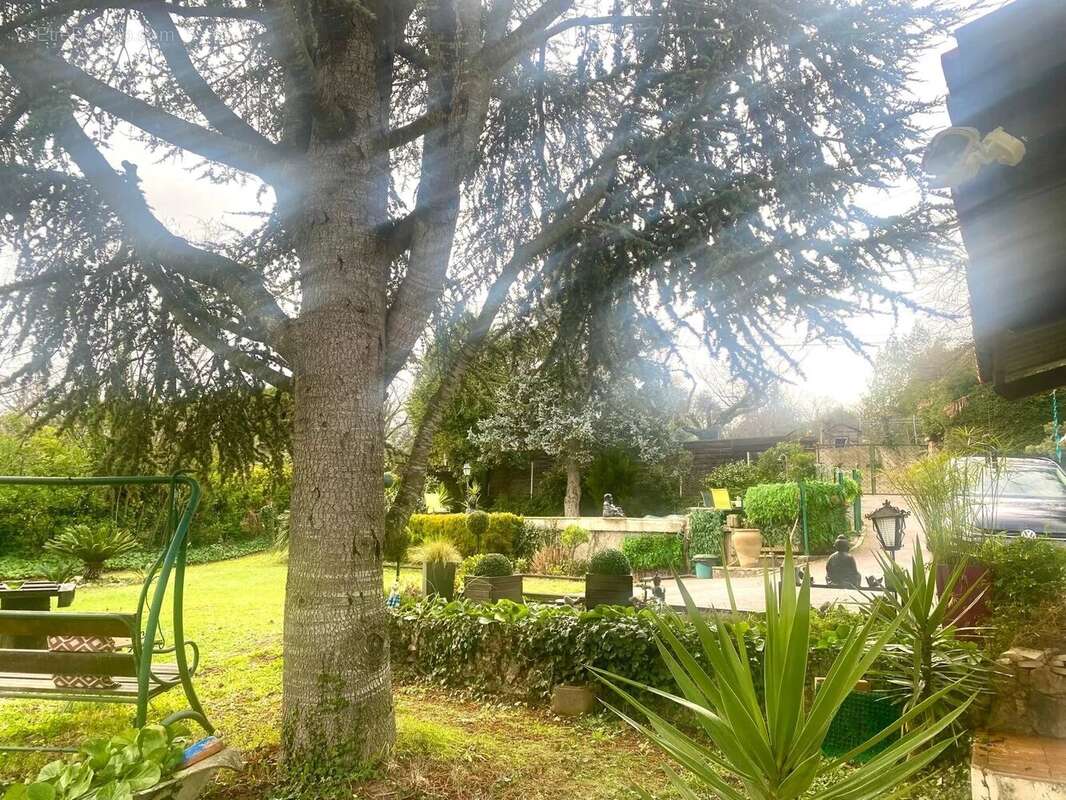 Maison à BERRE-LES-ALPES