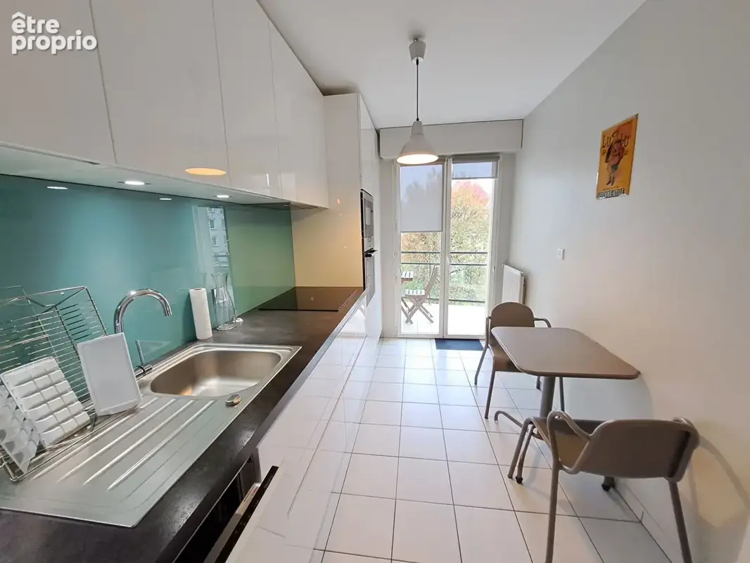 Appartement T3 de 71.20 m² avec balcon et garage dans résidence de standing - photo 5