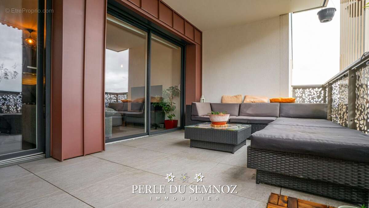 Appartement à SEYNOD