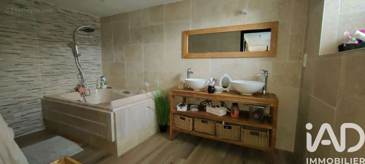 Photo 9 - Maison à NEUFCHATEL-EN-SAOSNOIS