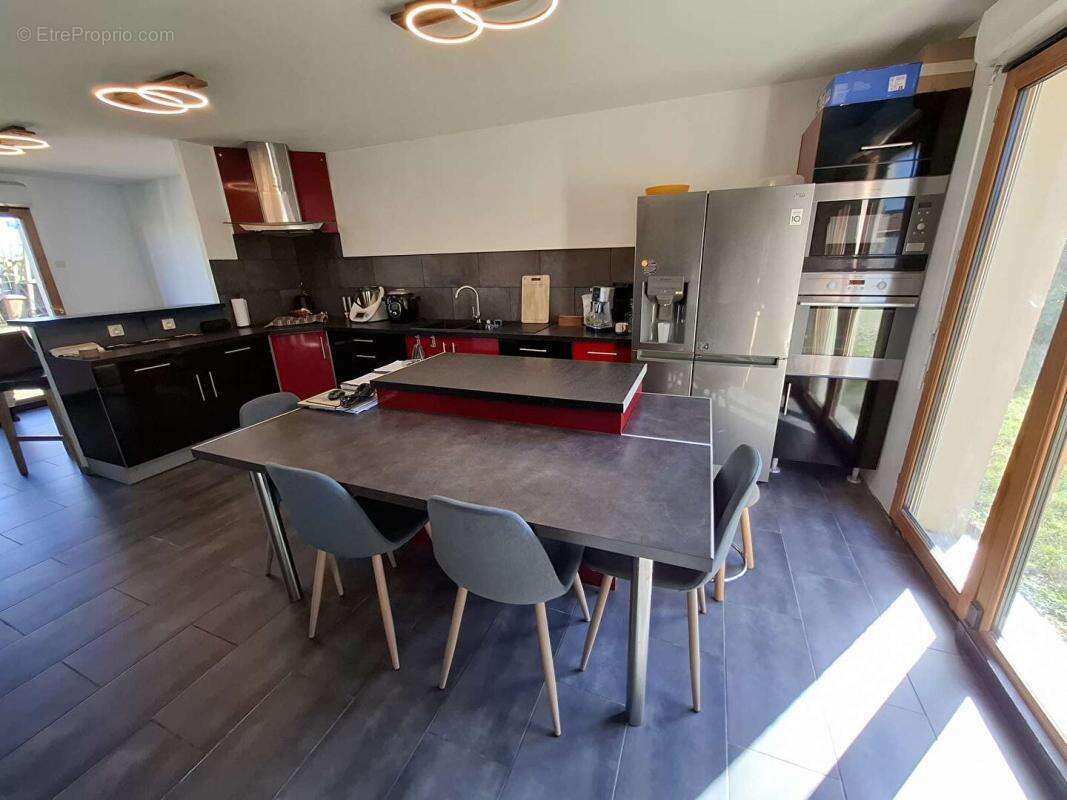 Maison/Pavillon proche LA FERTE VIDAME 9 pièce(s) 137.19 m2 avec terrain 1355m² - photo 4