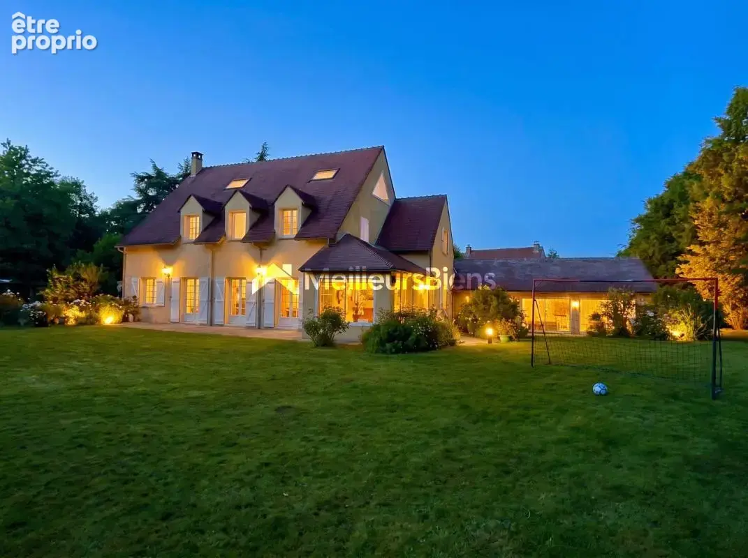 Maison à FEUCHEROLLES