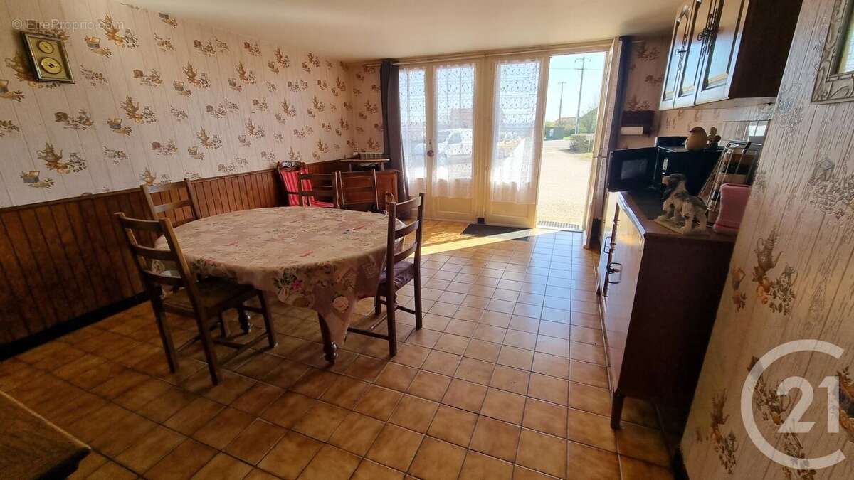 Maison à SAINT-USUGE