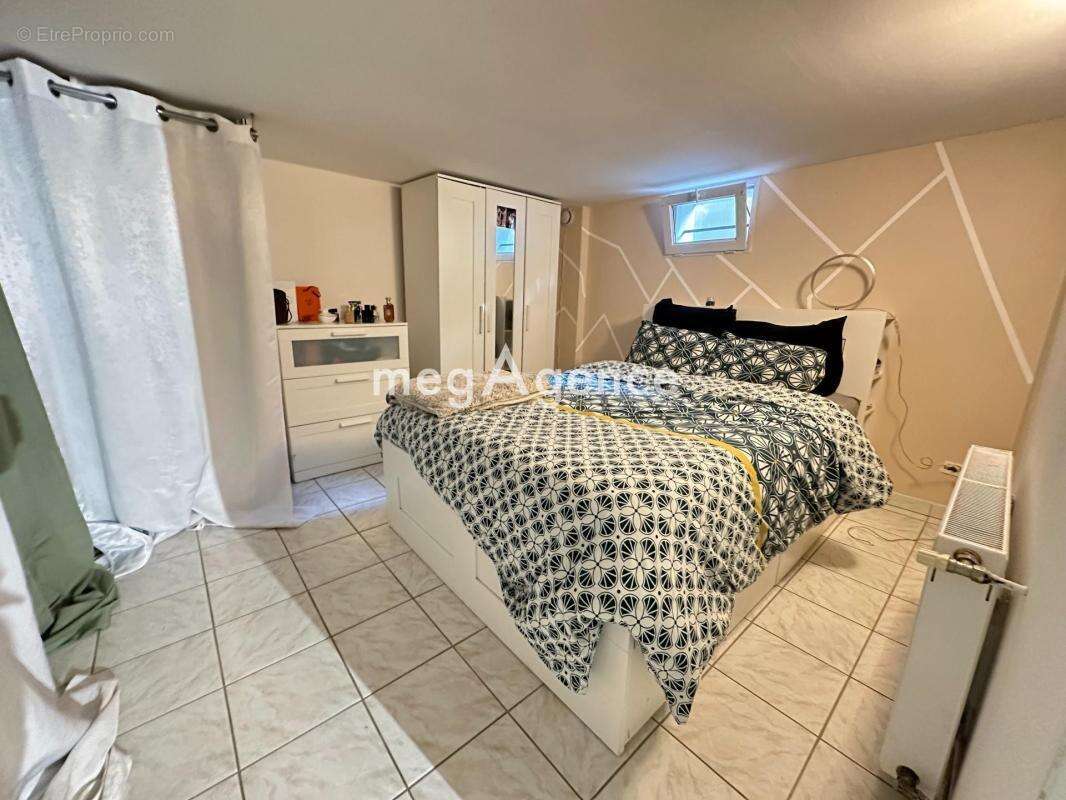 Maison à MANTES-LA-JOLIE