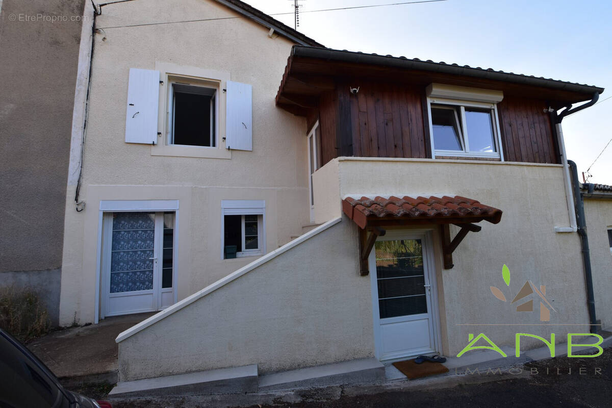 Maison à TAPONNAT-FLEURIGNAC