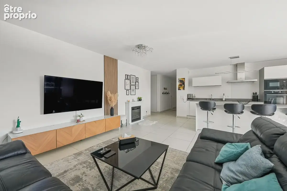 Centre ferney-voltaire, appartement 4 pieces 110m2 avec terrasse et deux garages fermes. - photo 10