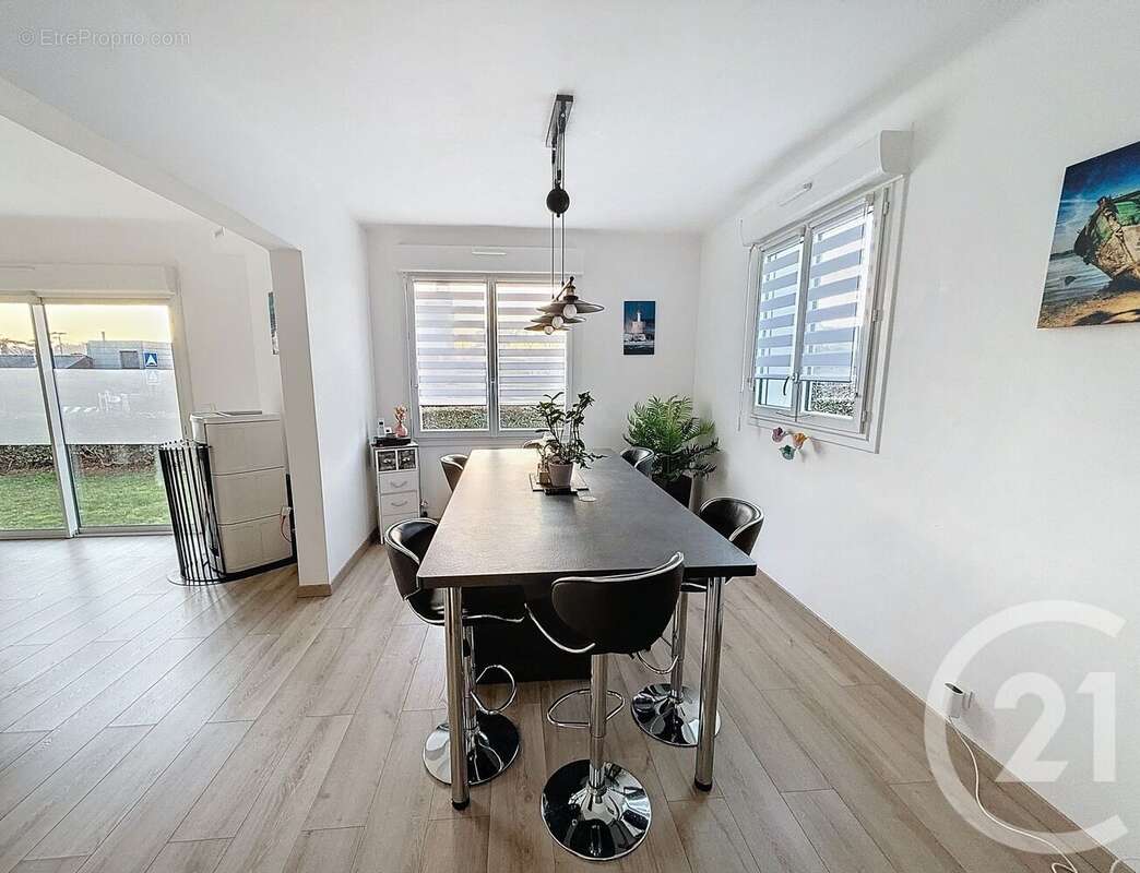 Maison à TREVOU-TREGUIGNEC