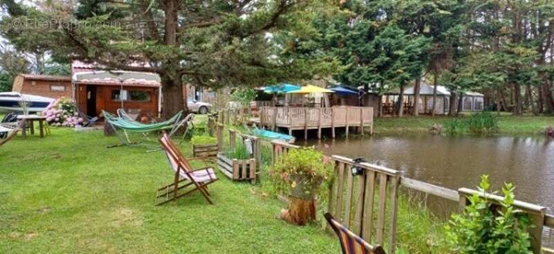 Terrain à TALMONT-SAINT-HILAIRE