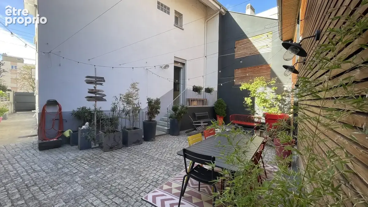 Maison 6 pièces 191 m² à vendre à Chamalieres (63400) - photo 3