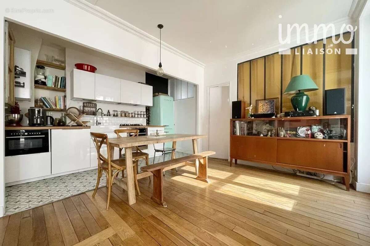 Appartement à PARIS-19E
