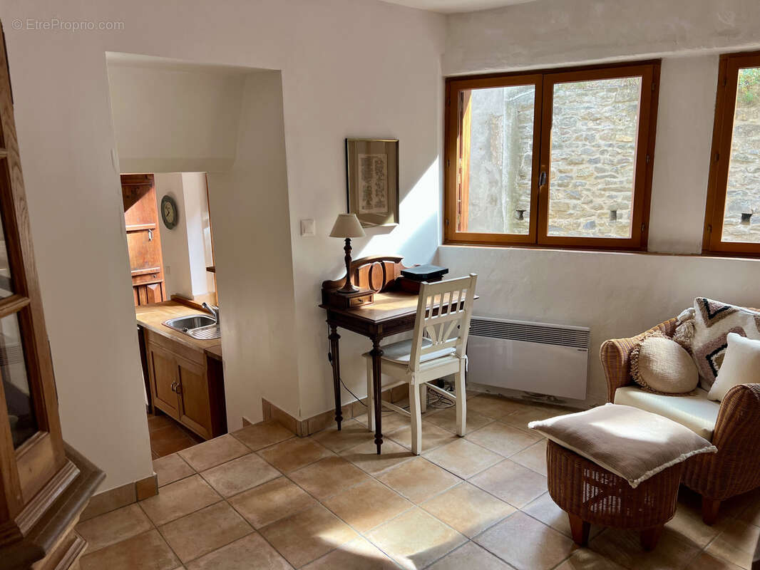 Maison à MONTBRUN-DES-CORBIERES