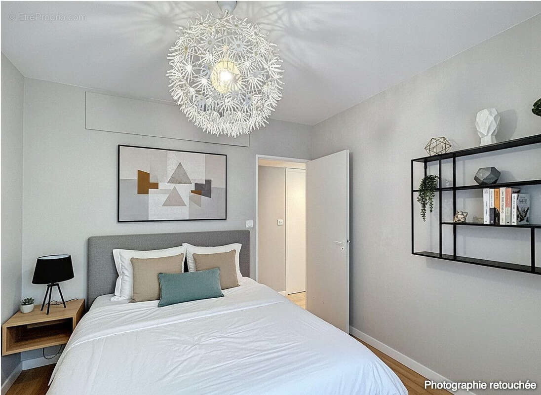 Appartement 79 m² à Saint-Laurent-Du-Var  - photo 7