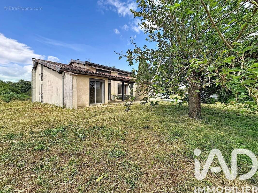 Photo 1 - Maison à CAZERES