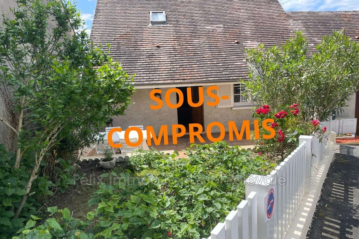 Maison à SARLAT-LA-CANEDA