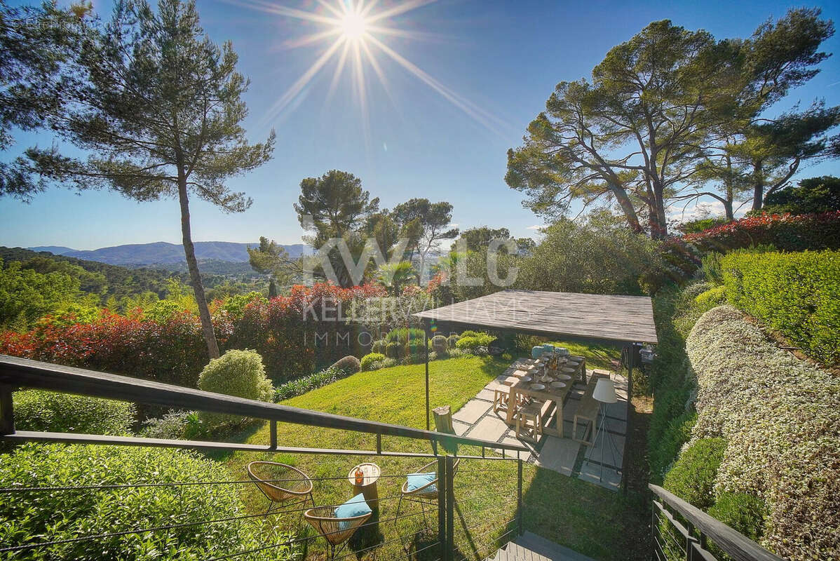 Maison à MOUGINS