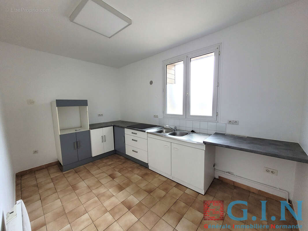 Appartement T5 de 111m2 à 400 m de la plage - photo 5