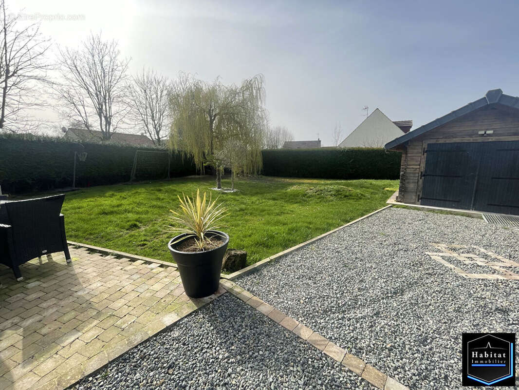 Maison à LE PLESSIS-BELLEVILLE