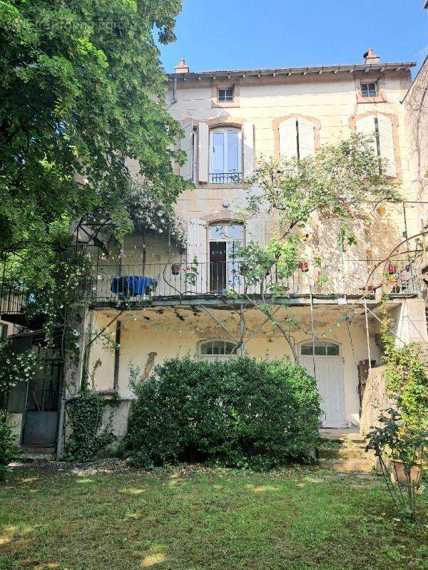 Maison à MILLAU