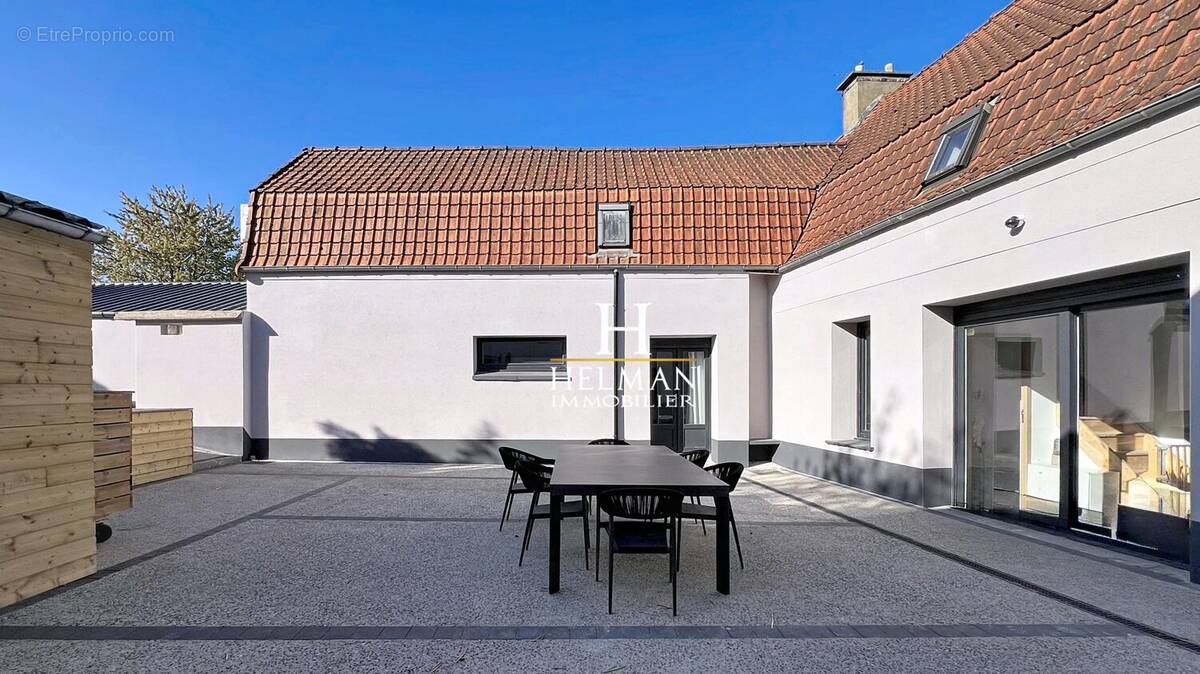 Maison à LONGUENESSE