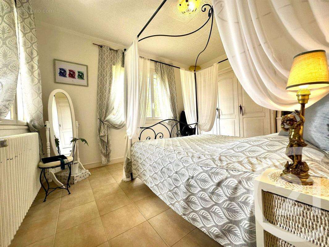 Maison 139 m² à Aixe-Sur-Vienne  - photo 8