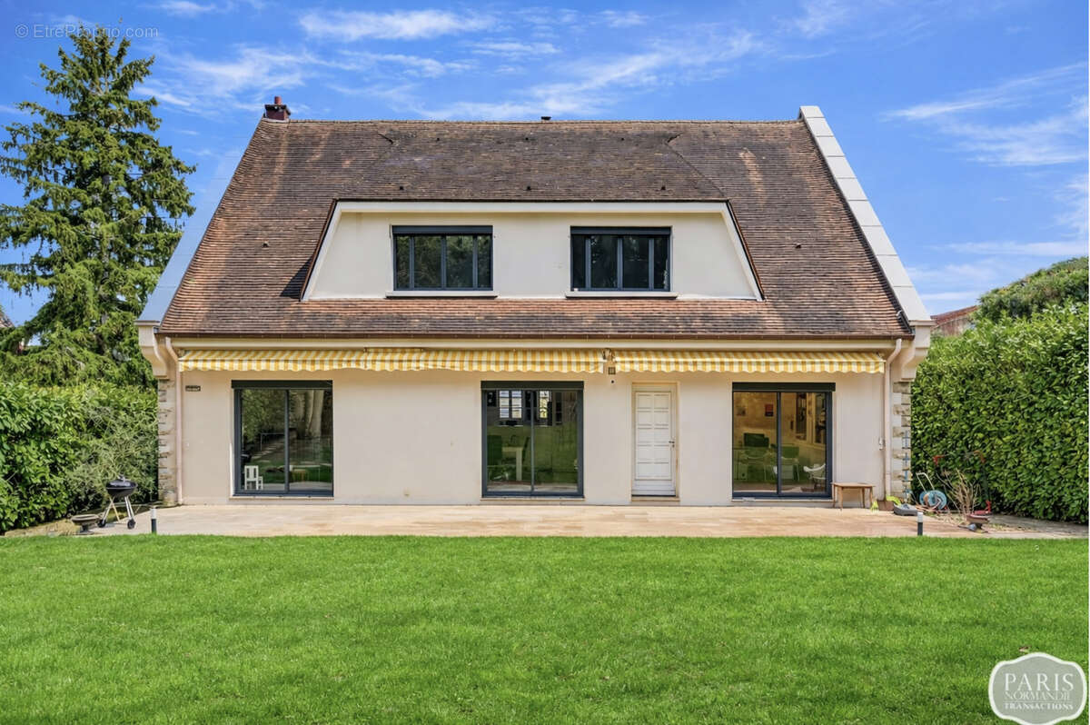 Maison à LOUVECIENNES