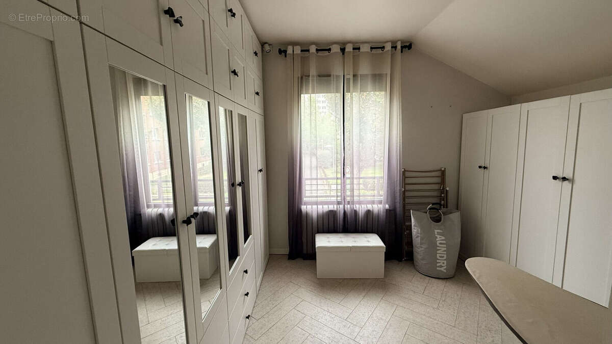 Maison à IVRY-SUR-SEINE