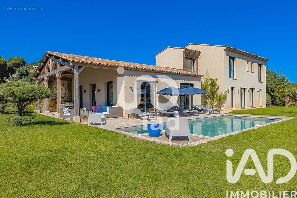 Photo 1 - Maison à SAINT-TROPEZ