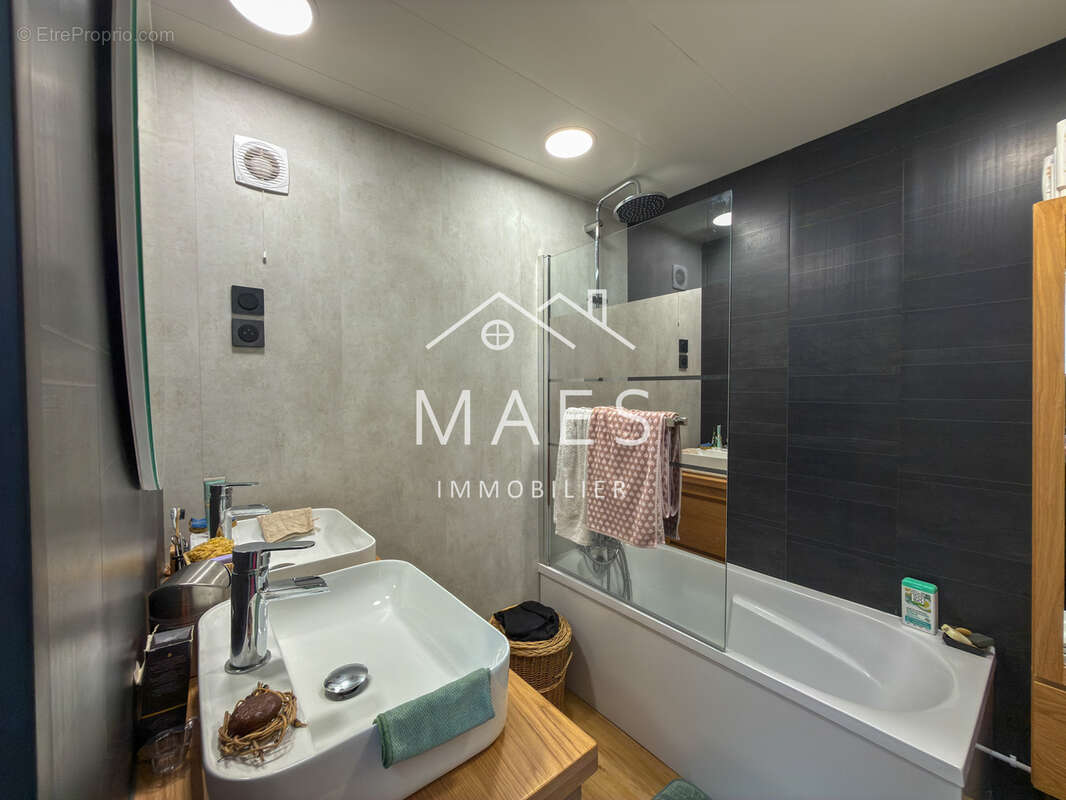 Maison à WAMBRECHIES