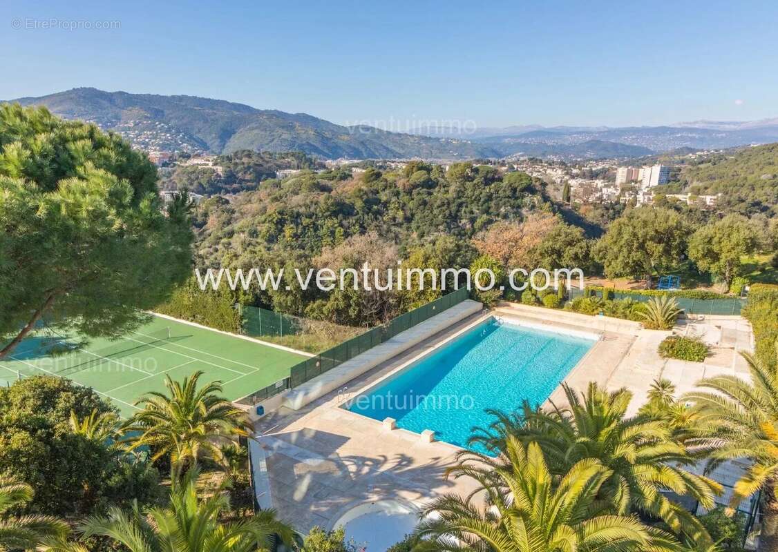 Appartement à LE CANNET