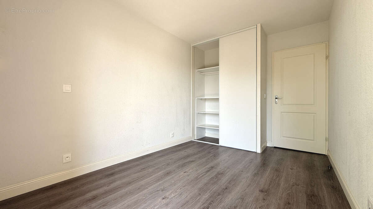 Appartement T3 de 64 m2 avec terrasse de 14,5 m2 - Gradignan Le Brandier - photo 7