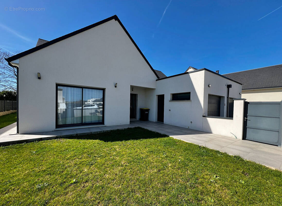 Maison à FONTENAY-LE-MARMION