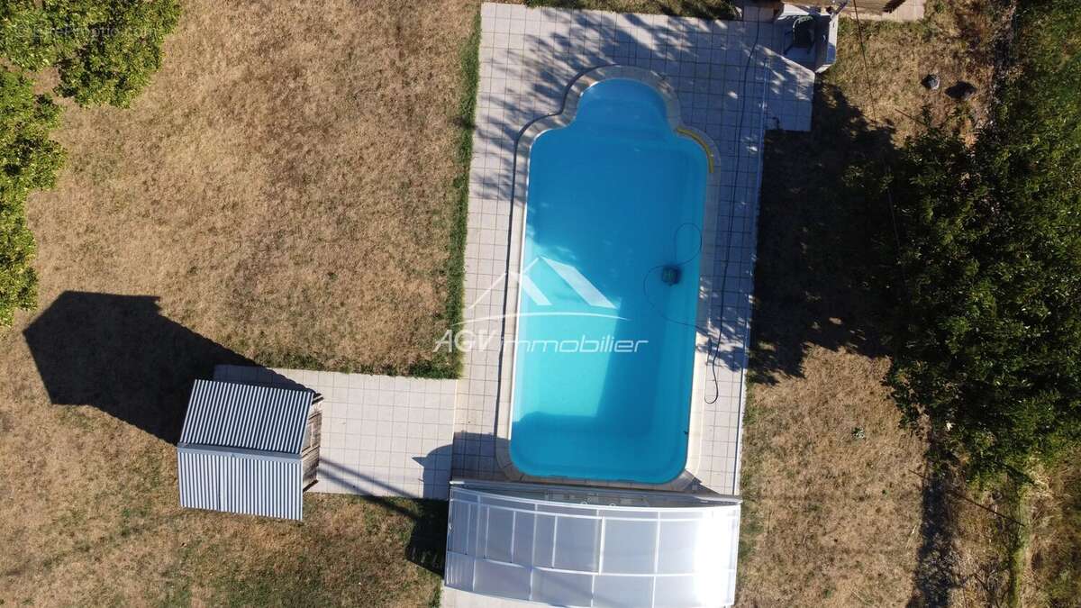 Maison à LAVAL-PRADEL
