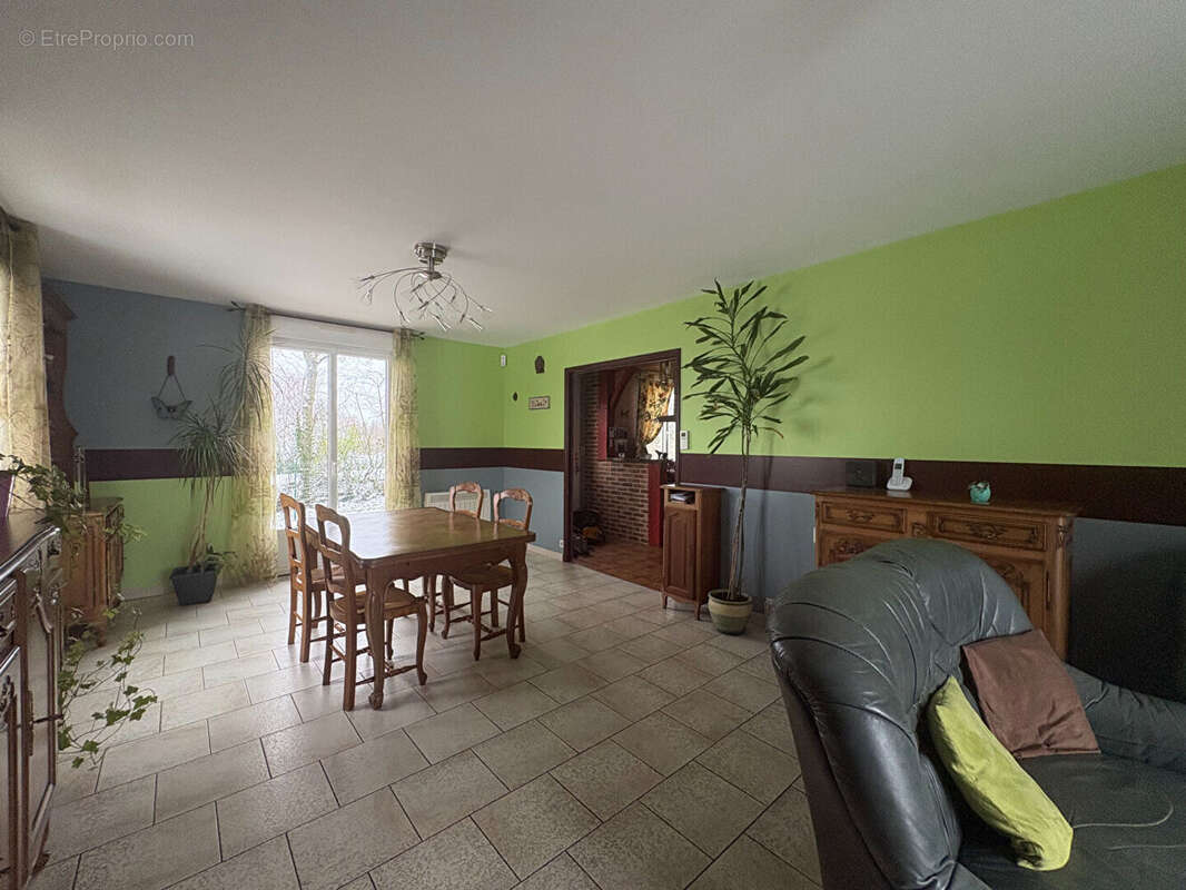 Maison à SAINT-DENIS-SUR-SARTHON