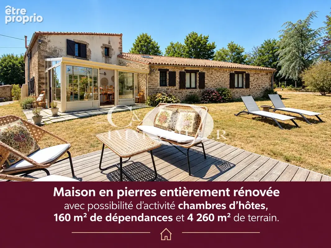 Maison à SAINT-ETIENNE-DU-BOIS
