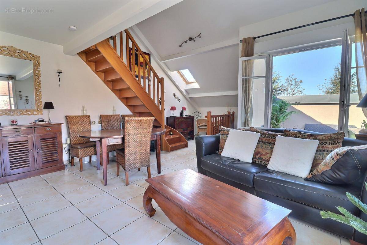 Appartement à CHESSY