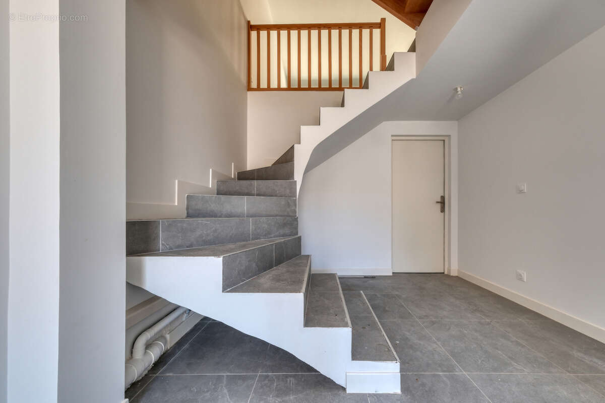 Maison à LIMOURS