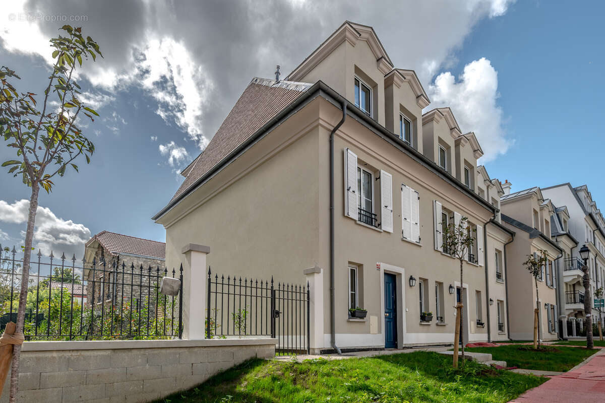 Appartement à MAISONS-ALFORT