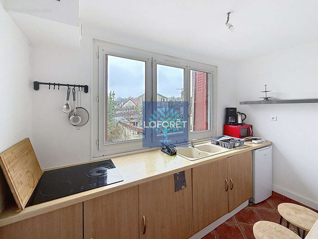 Appartement à SAINTE-GENEVIEVE-DES-BOIS