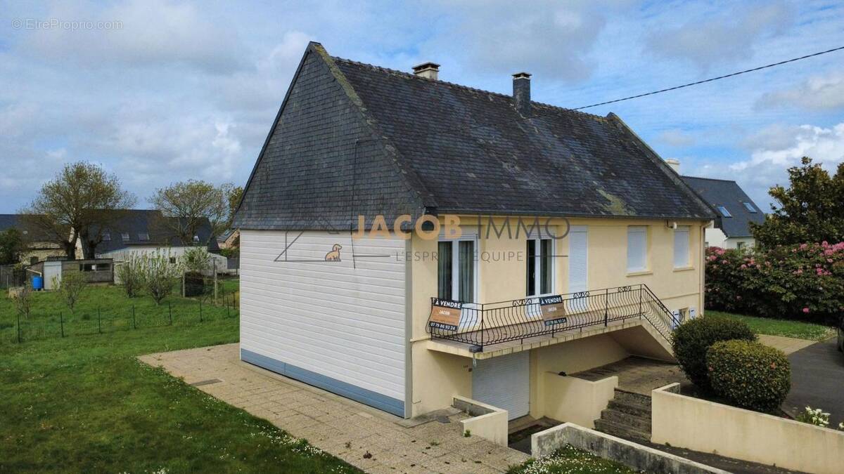 Maison à GUIPRONVEL