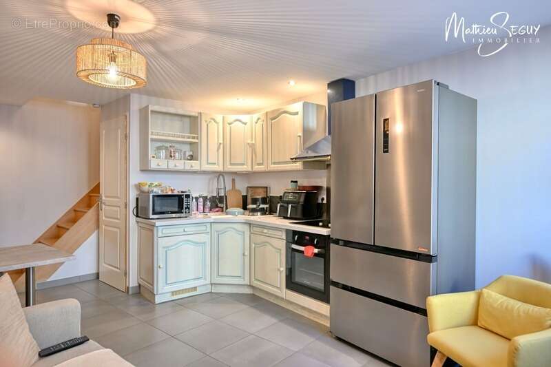 Maison à SAINT-MARTIN-EN-HAUT