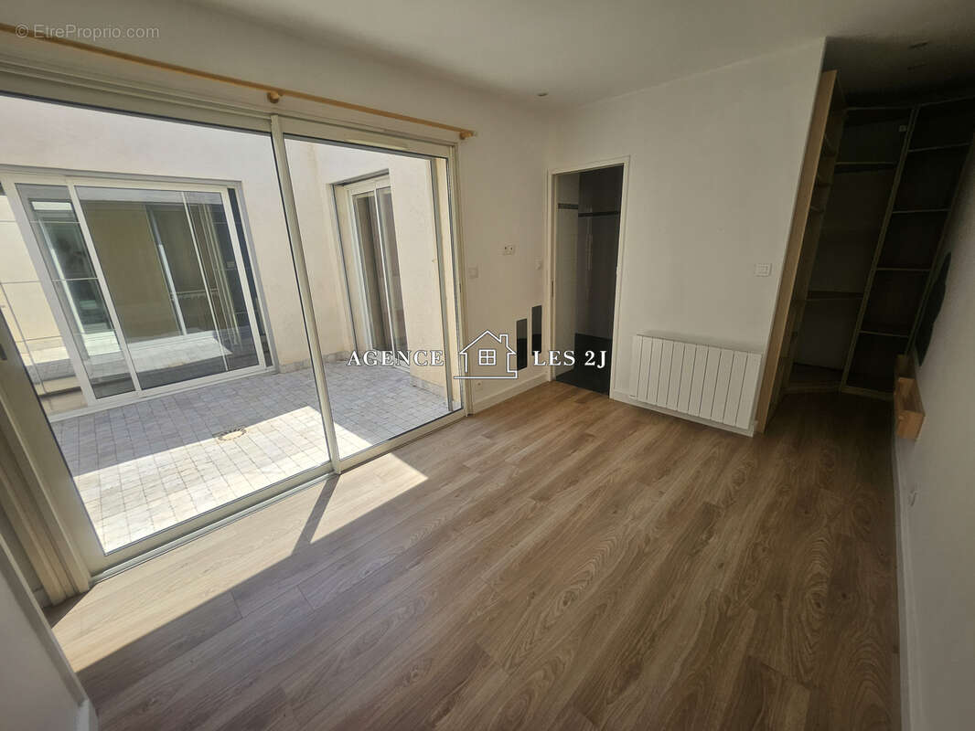 EXCLUSIVITÉ   Maison de plain-pied avec patio   Beaumont 13012 - photo 10