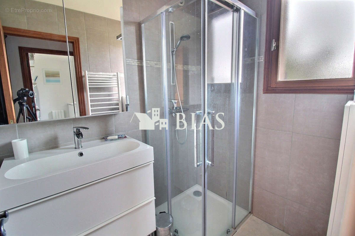 Maison à BOURG-ACHARD