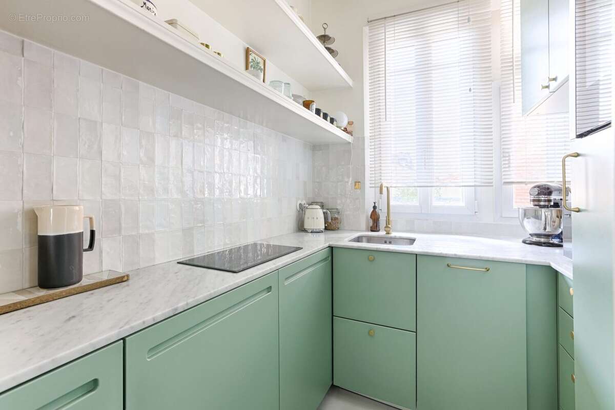 Appartement à LA GARENNE-COLOMBES