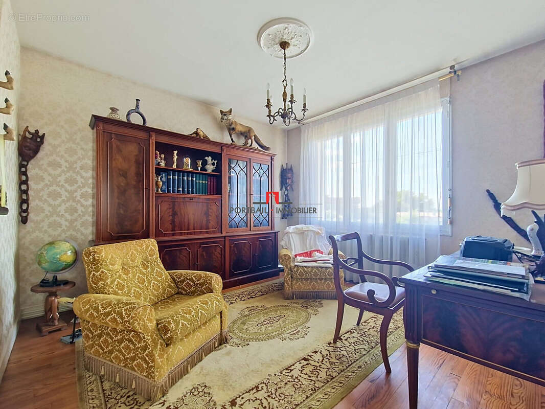 Maison 111 m² à Saint-Andre-De-Cubzac  - photo 5
