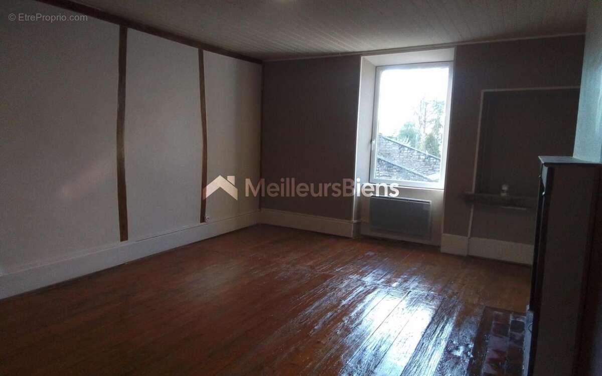 Maison à BOURBONNE-LES-BAINS