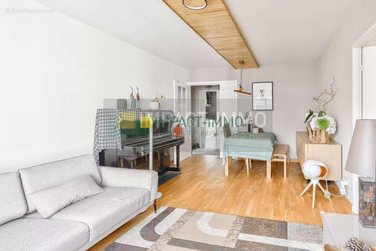 Appartement à SURESNES