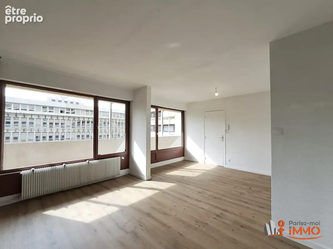 Appartement 2 pièces 67 m² à vendre à Saint-Etienne (42100) - photo 2