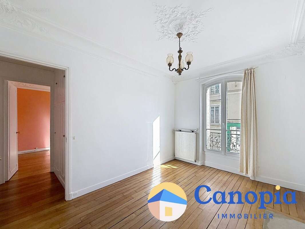 Appartement à BOURG-LA-REINE